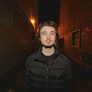 Meet your Posher, Carson